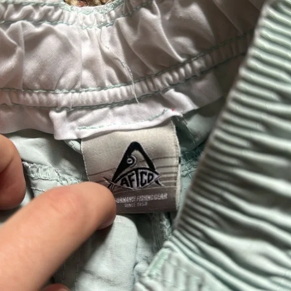 Kids Aftco Fishing Shorts Size 22” waist - Picture 4 of 5